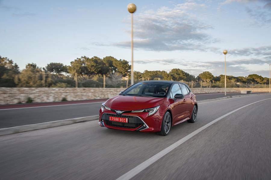  Toyota Corolla Hybrid 2018 года  (WW) (фото 61 из 61)